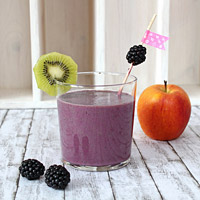 Sunday Smoothie: Brombeer-Kiwi Smoothie | orangenmond.at