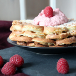 Chiaseed Waffel mit Himbeersahne