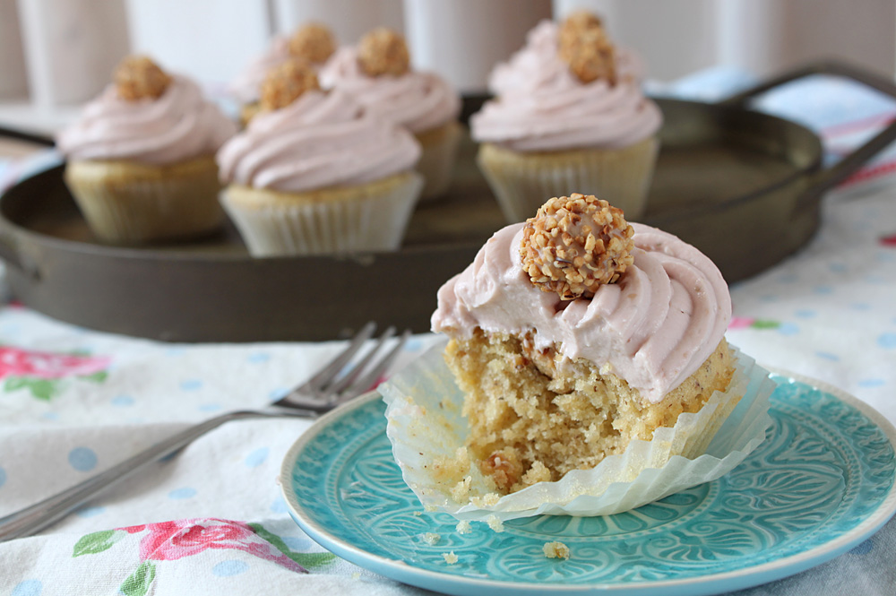 Giotto Cupcakes mit Erdbeertopping | orangenmond.at