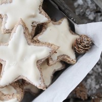 24 Days of Cookies - Day 11: Zimtsterne