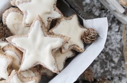 24 Days of Cookies - Day 11: Zimtsterne