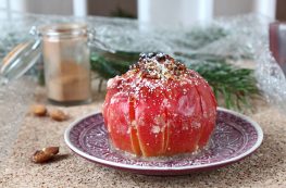 Bratapfel mit Nussfülle / Baked Apple with Nut Stuffing | orangenmond.at