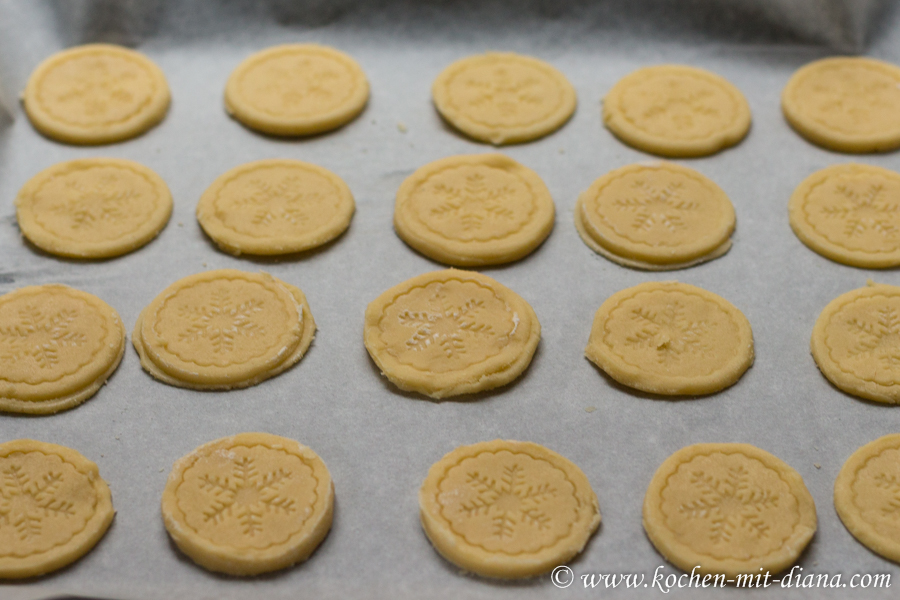 24 Days of Cookies - Day 18: Butterkekse