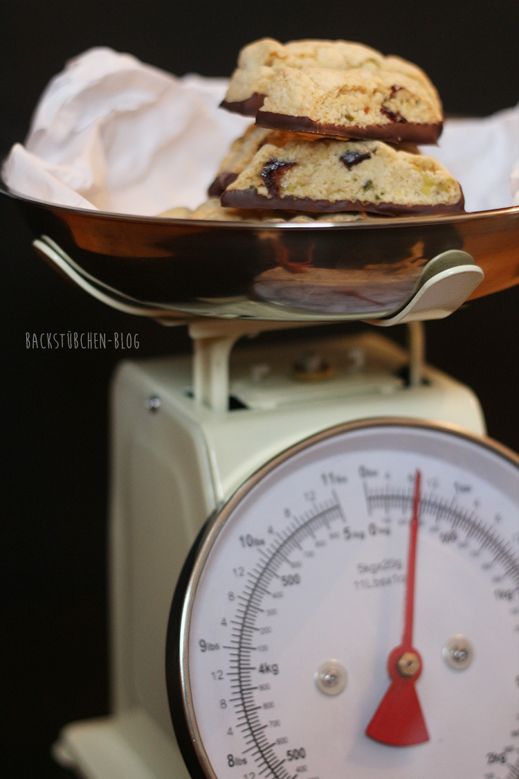 24 Days of Cookies - Day 12: Lebkuchen Cantuccini