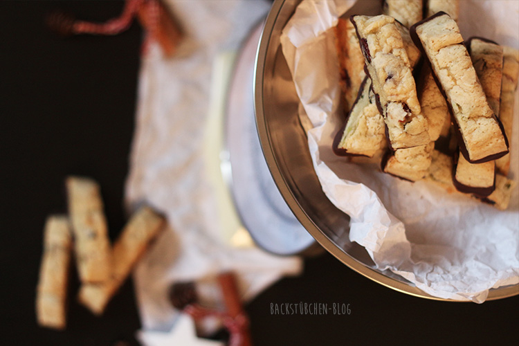 24 Days of Cookies - Day 12: Lebkuchen Cantuccini