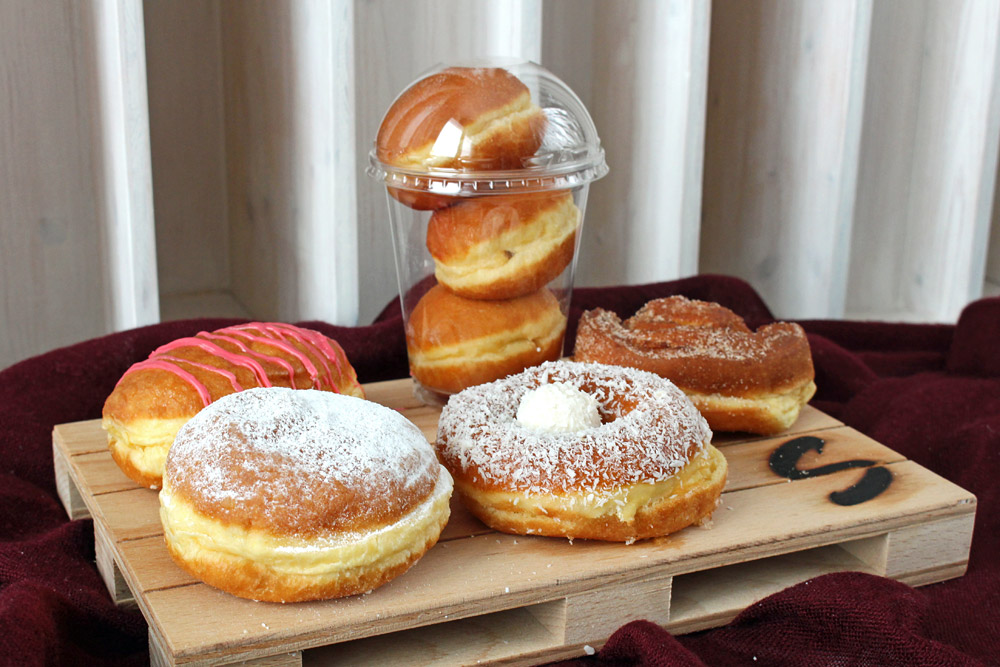 Behind the Scenes: So werden Krapfen gebacken