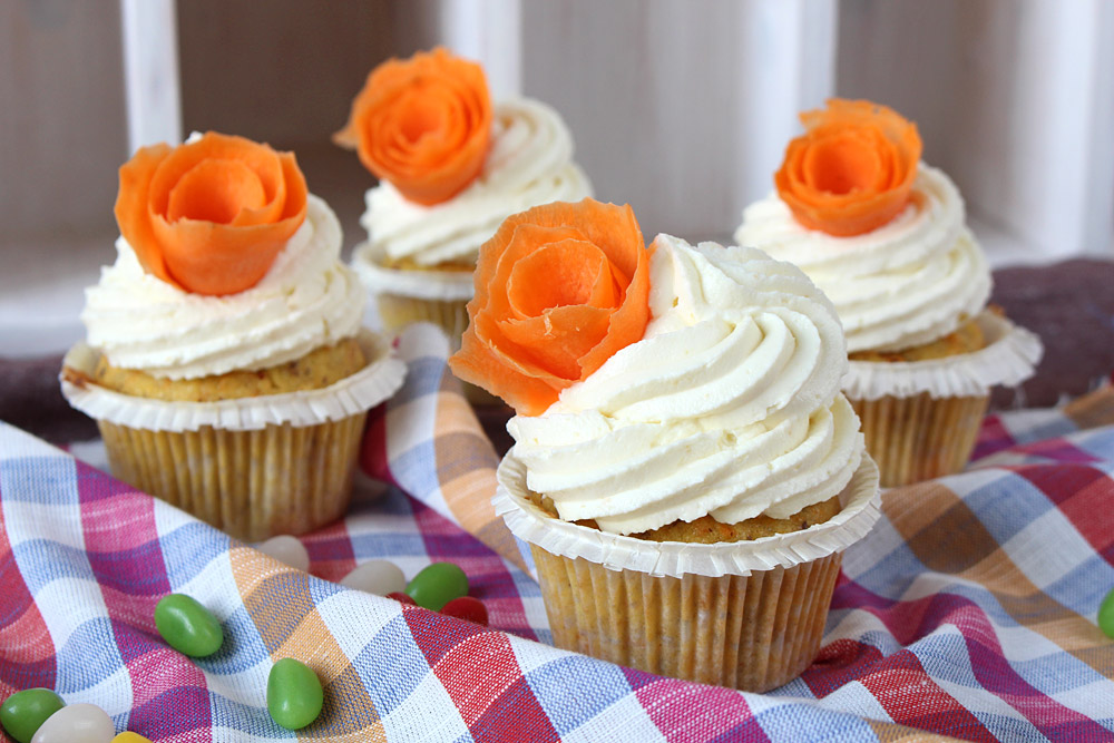 Karotten Cupcakes mit Zitrone-Mascarpone-Topping – Orangenmond