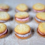 Gastbeitrag: Whoopies mit Himbeer- und Heidelbeer-Creme