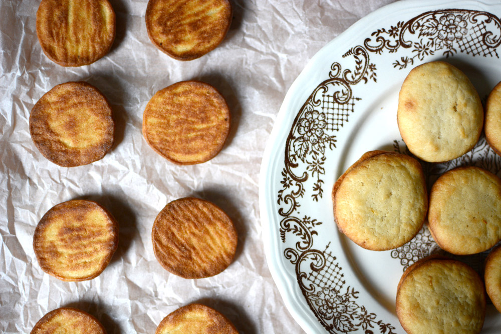 Gastbeitrag: Whoopies mit Himbeer- und Heidelbeer-Creme – Orangenmond