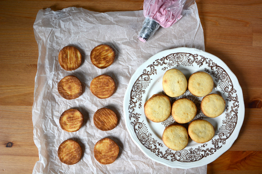 Gastartikel: Whoopies mit Himbeer- und Heidelbeer-Creme von We Love Handmade | orangenmond.at