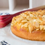 Rhabarber-Apfel-Kuchen mit Mandelstich