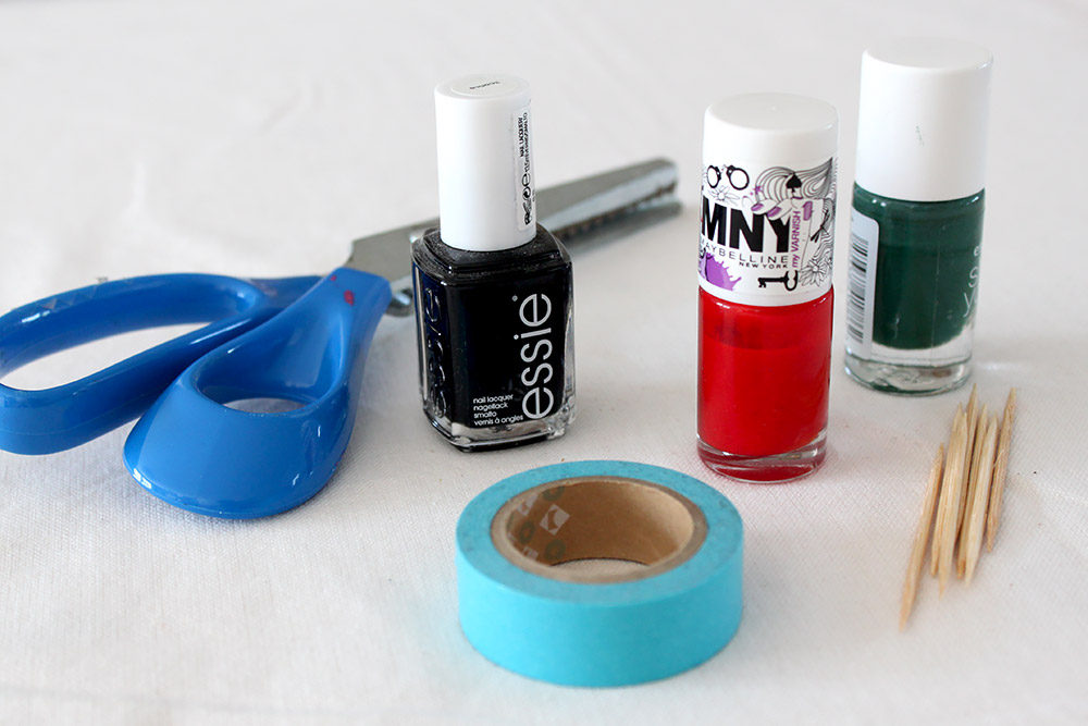 DiY: Erdbeernägel - Sommer auf den Nägeln: Easy Tutorial für ein sommerliches Nageldesign