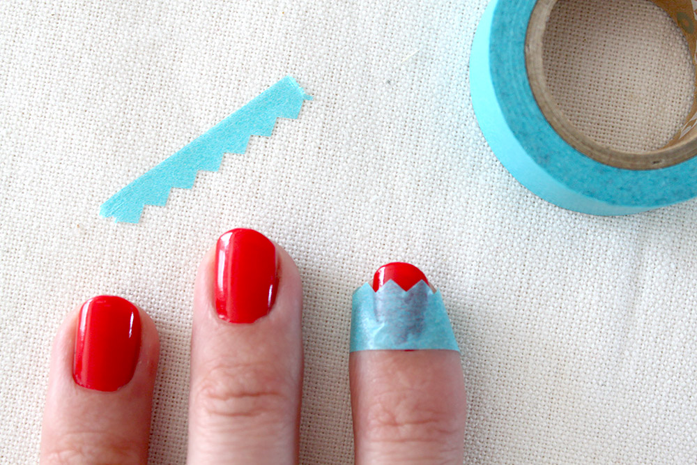 DiY: Erdbeernägel - Sommer auf den Nägeln: Easy Tutorial für ein sommerliches Nageldesign