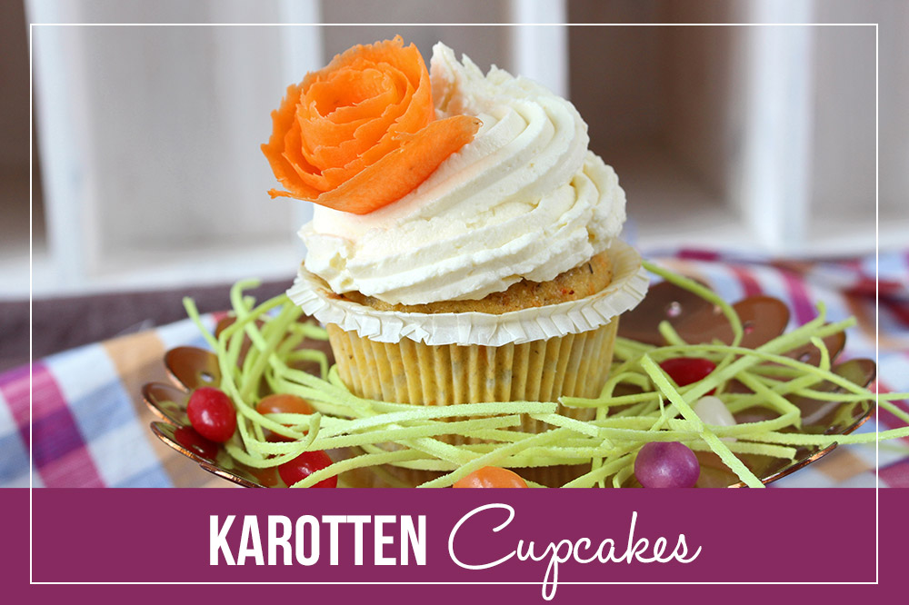 Karotten Cupcakes mit Zitronen-Mascarpone-Topping / Carrot Cupcakes with Lemon-Mascarpone-Topping | orangenmond.at